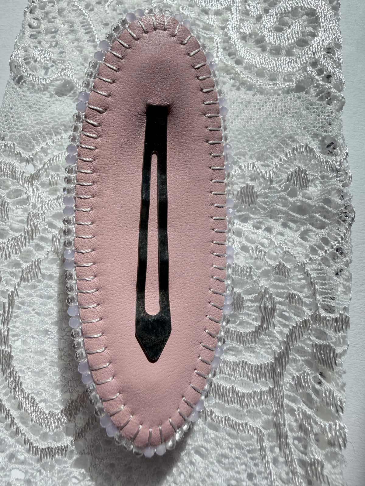 Hand-Embroidered 3D Rose Hair Clip — Lilas, Lavender