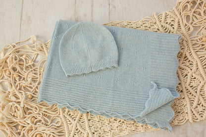 Cashmere Baby Gift Set — Blanket, Pointelle Beanie & Cashmere Socks (3-piece)