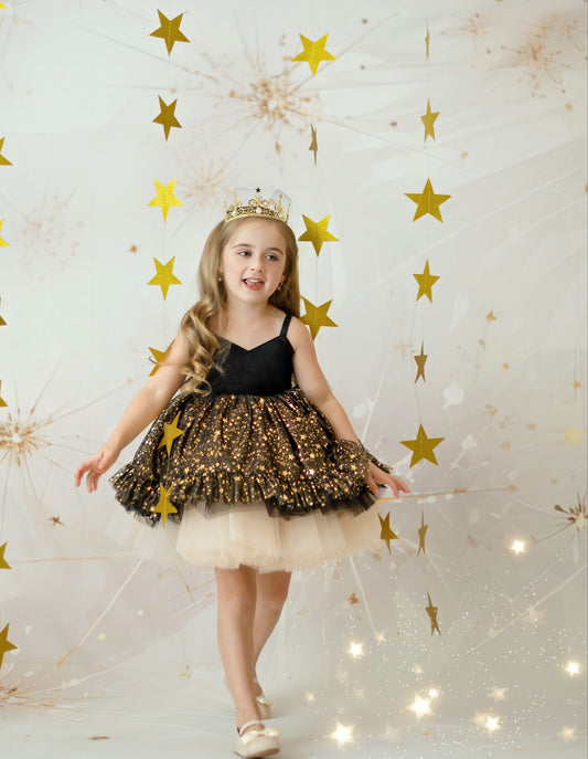 Starry Night Dress ✨
Preorder